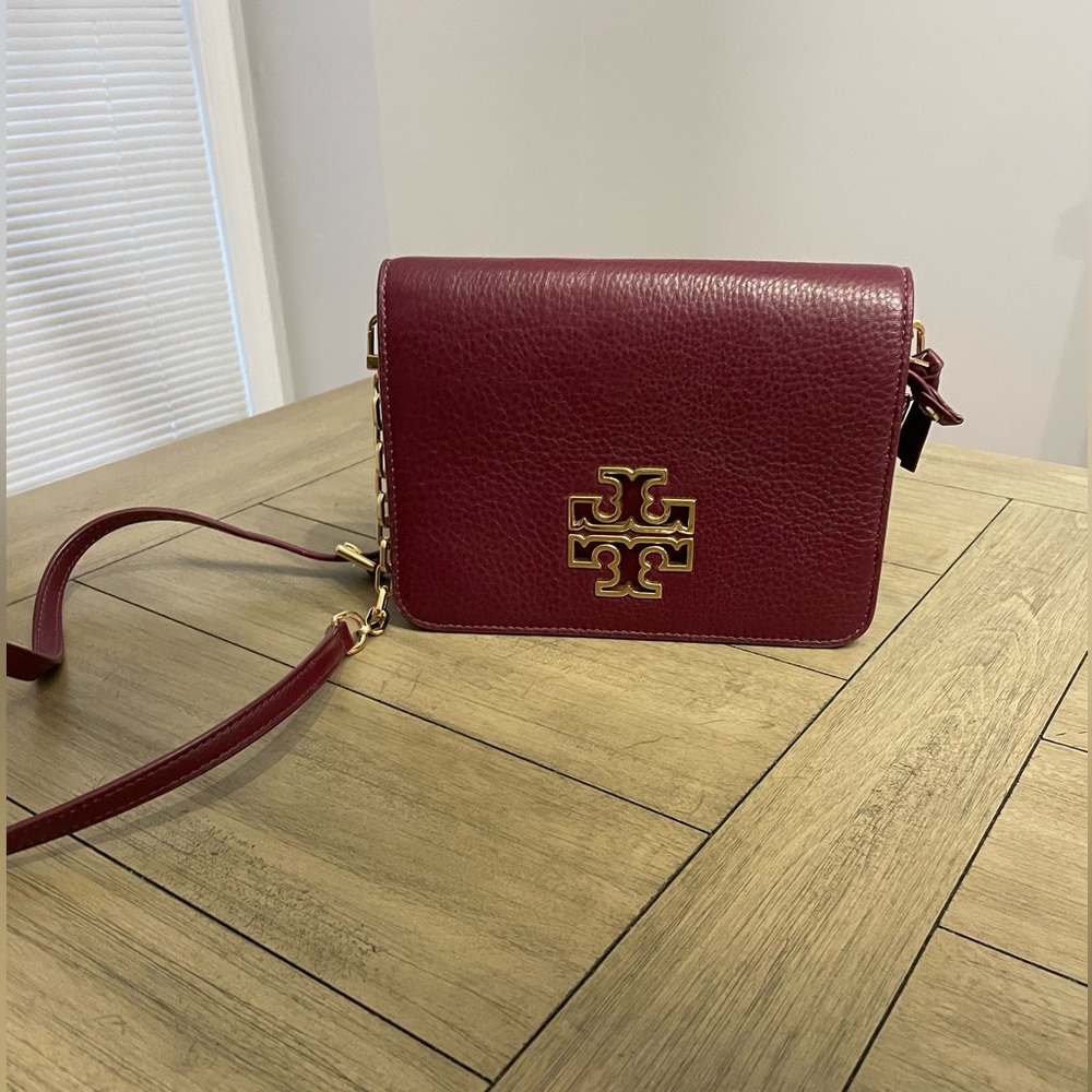 Tory Burch convertible clutch/crossbody